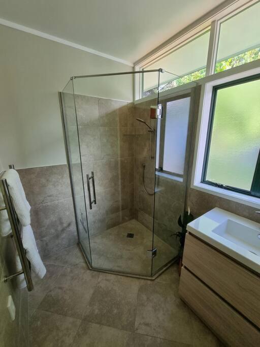 Glenholme 2 Bedroom Town House Роторуа Екстер'єр фото